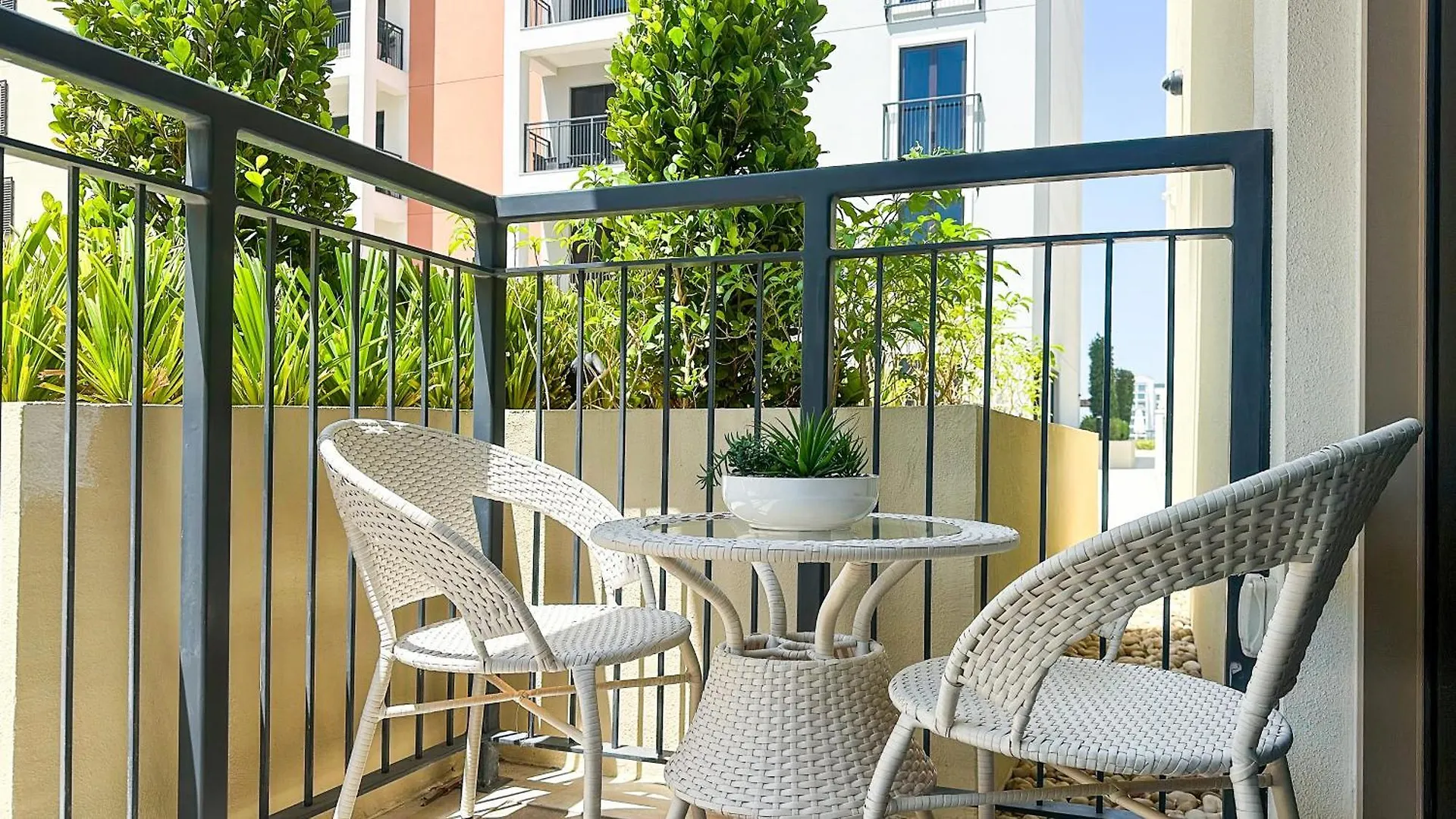 Peaceful 1Br In La Serine, Lush Garden Views - 1Ab02 Dubai